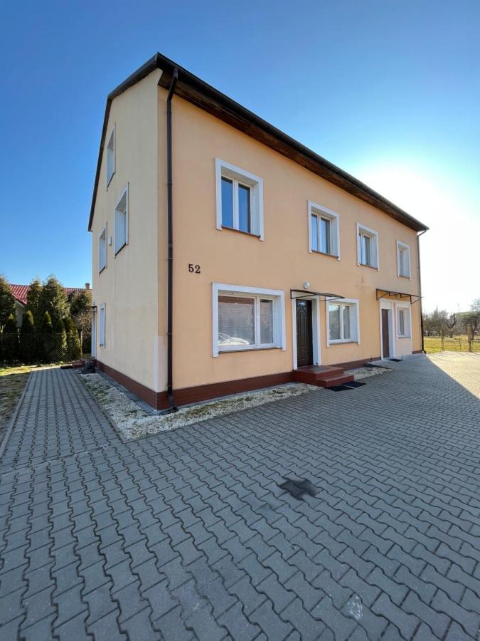 Hostel Lodzka 52 Torun Exterior photo